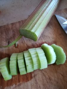rhubarbe en tronçons